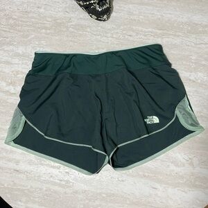 The North Face Women’s Athletic Shorts *S